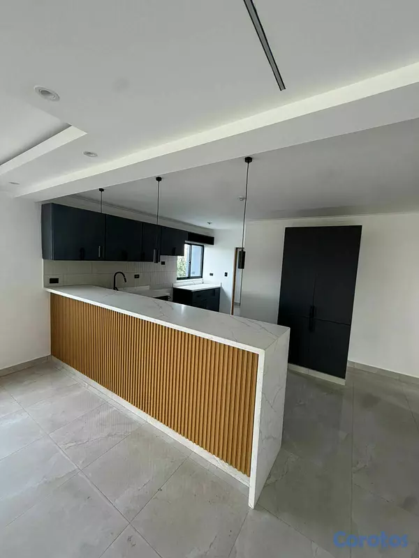 apartamentos - Apartamento segundo nivel con amplia terraza front 2