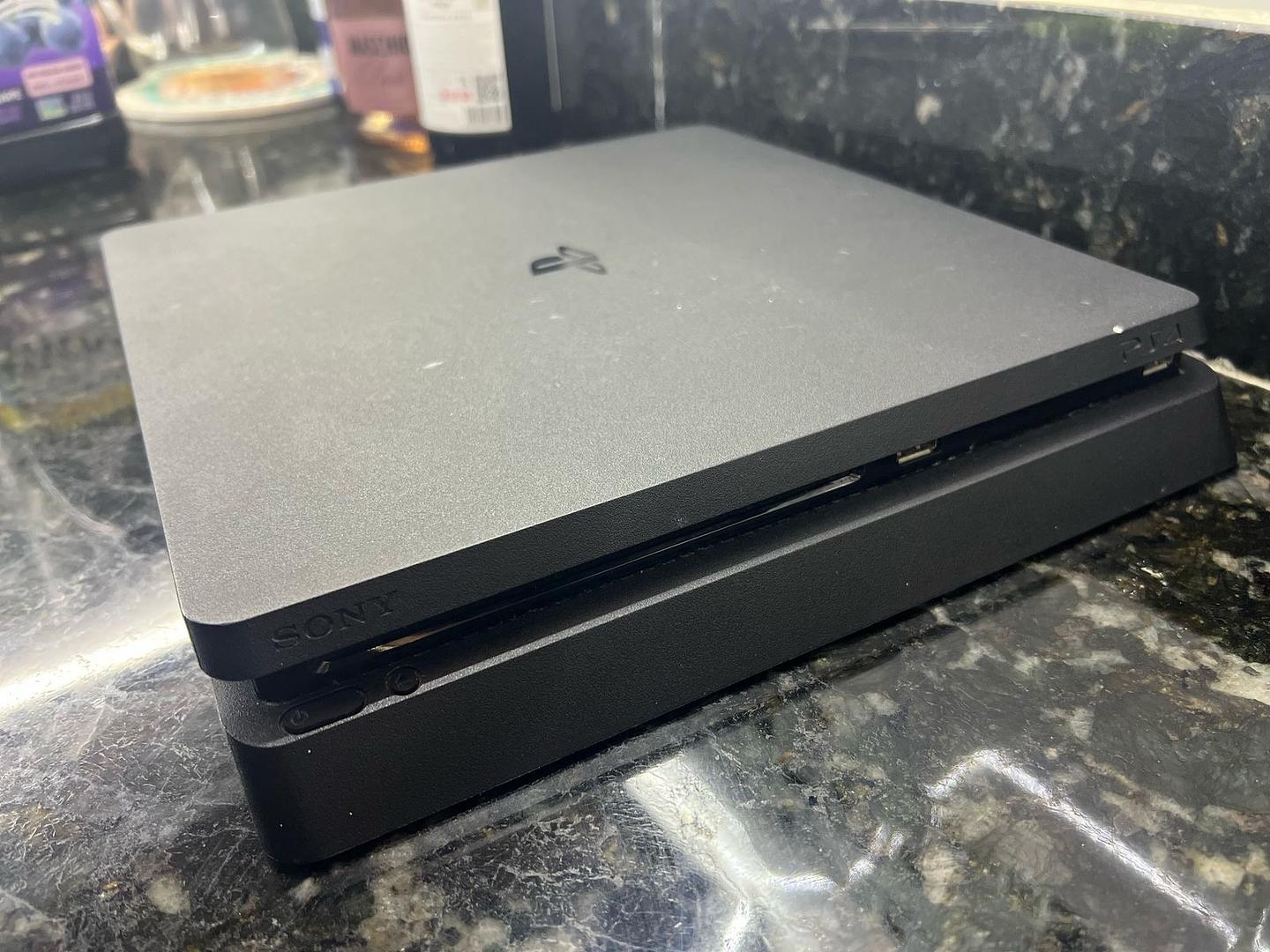 consolas y videojuegos - PlayStation 4 en perfectas condiciones  0