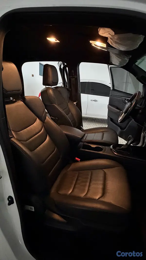 jeepetas y camionetas - Isuzu DMax 2025 7