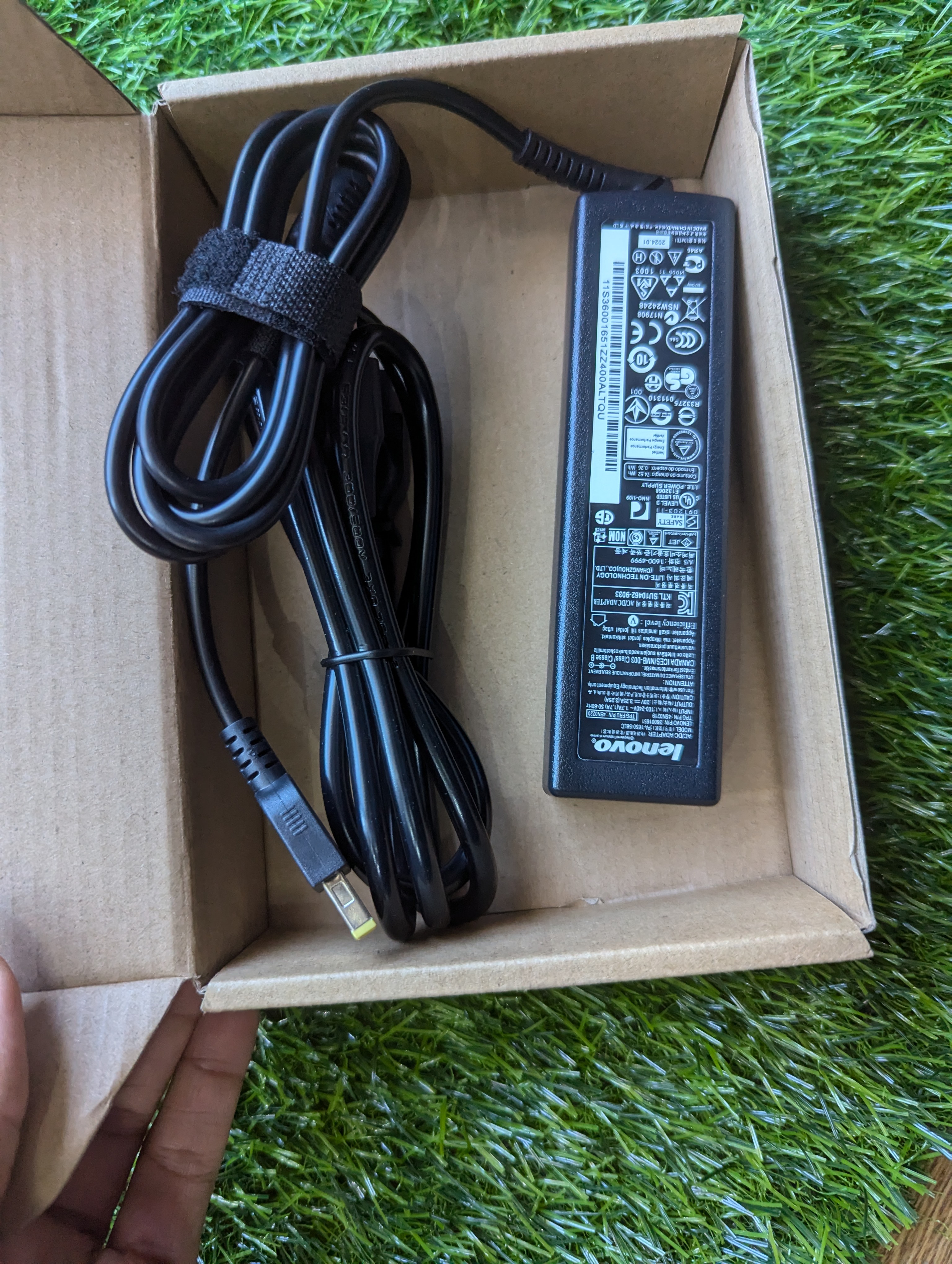 celulares y tabletas - cargador para laptops Lenovo  1