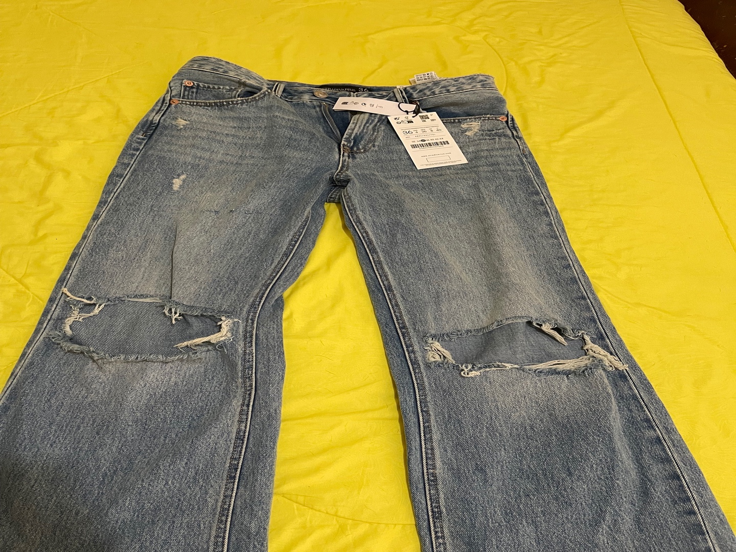 ropa para mujer - Pantalón mon jean marca stradivarius nuevo size m (36)