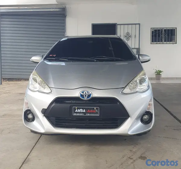 carros - ***TOYOTA AQUA 2017 IMPECABLE 2