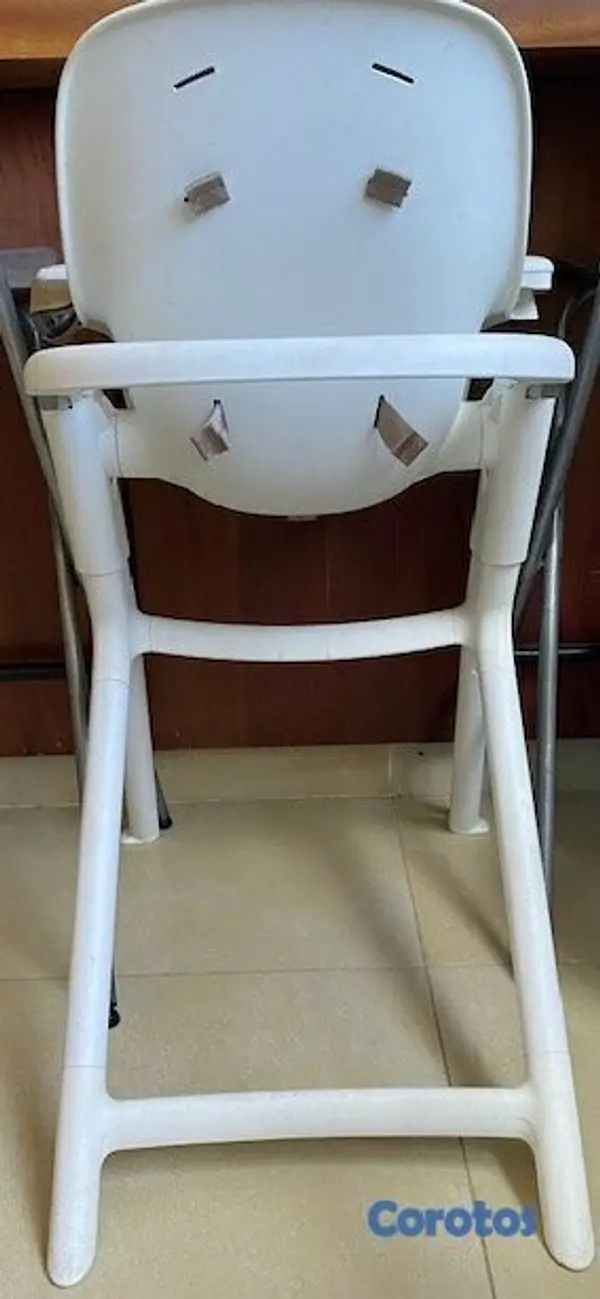 cuidado y nutricion - Vendo silla de comer Bebe marca 4moms usado como n 4