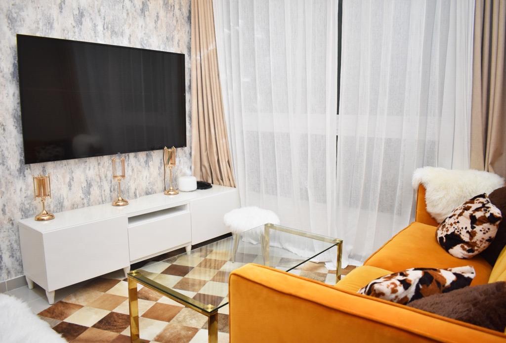 apartamentos - Venta de apartamento 4to piso amueblado ensanche Ozama Santo Domingo este  5