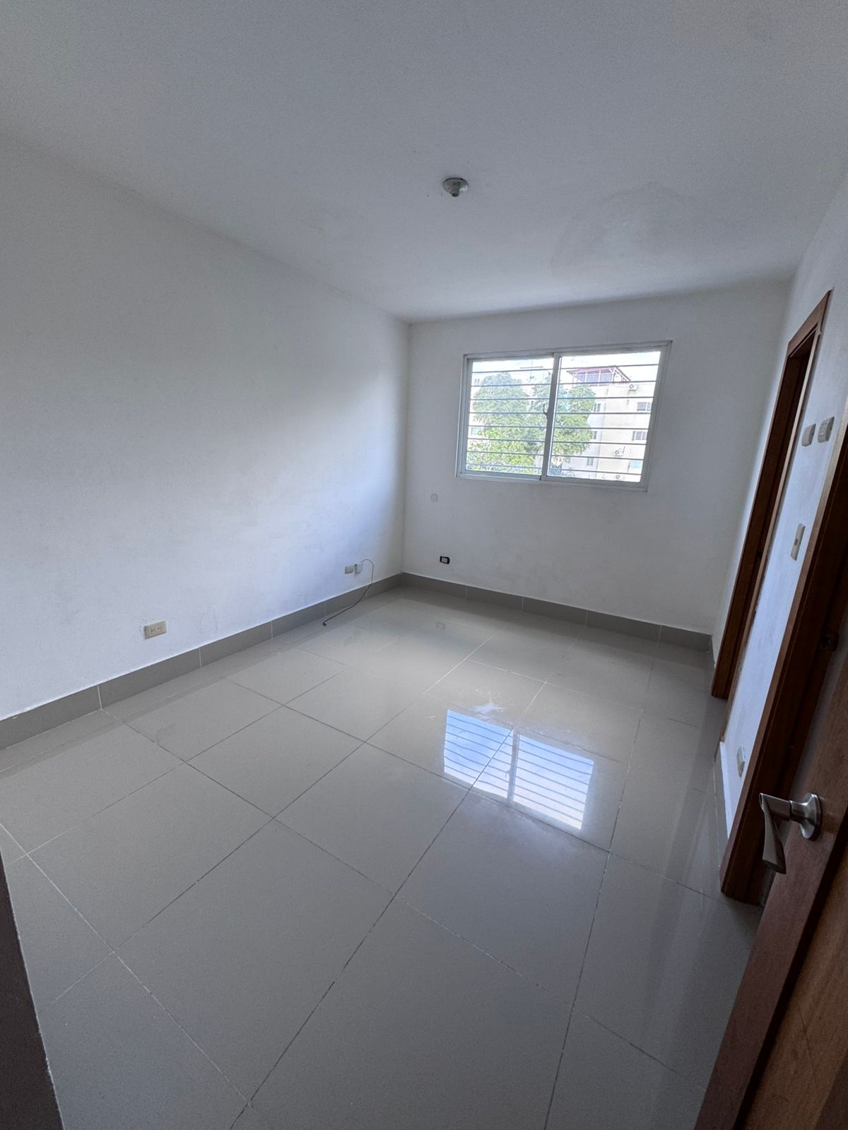 apartamentos - APARTAMENTO EN RENTA EN LOS RIELES, SANTIAGO. 4