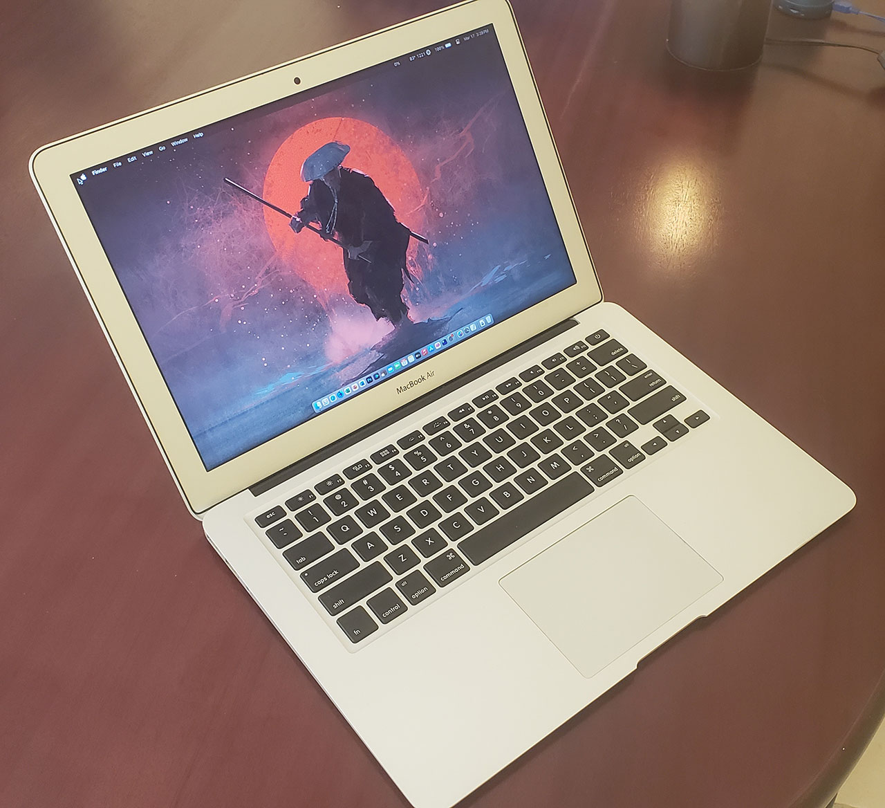 computadoras y laptops - MacBook Air 2017 8Gb RAM y 512Gb de disco 0