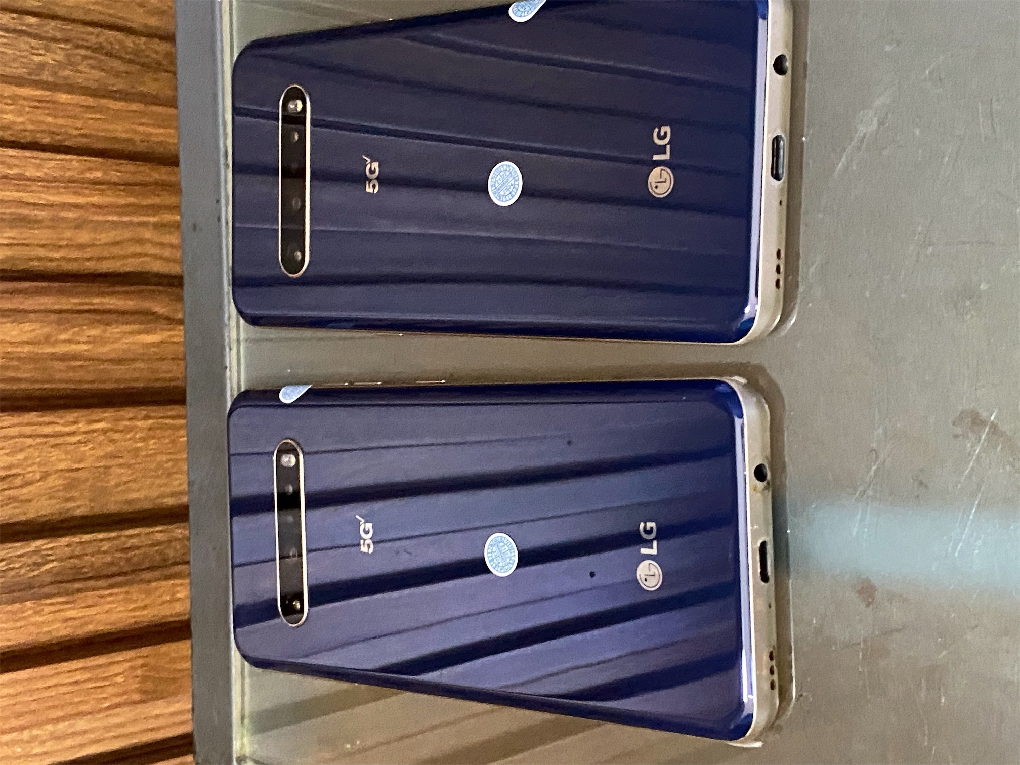 celulares y tabletas - LG V60  3
