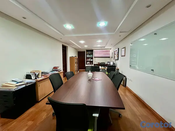 oficinas y locales comerciales - VENDO EDIFICIO COMERCIAL O DE OFICINAS EN EL VERGE 10