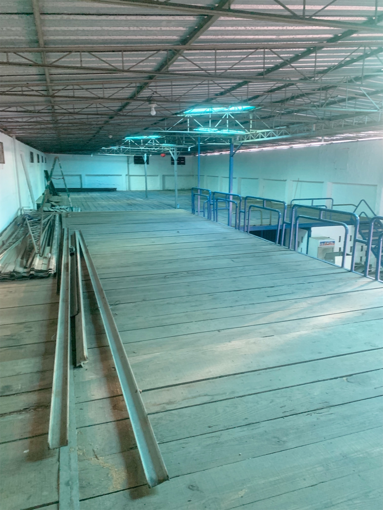 oficinas y locales comerciales - De oportunidad nave en alquiler 3