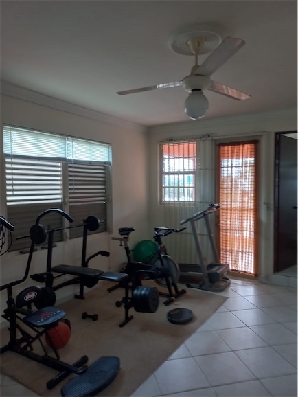 casas - Venta de casa en tropical del este con piscina y 561mts Santo Domingo 8