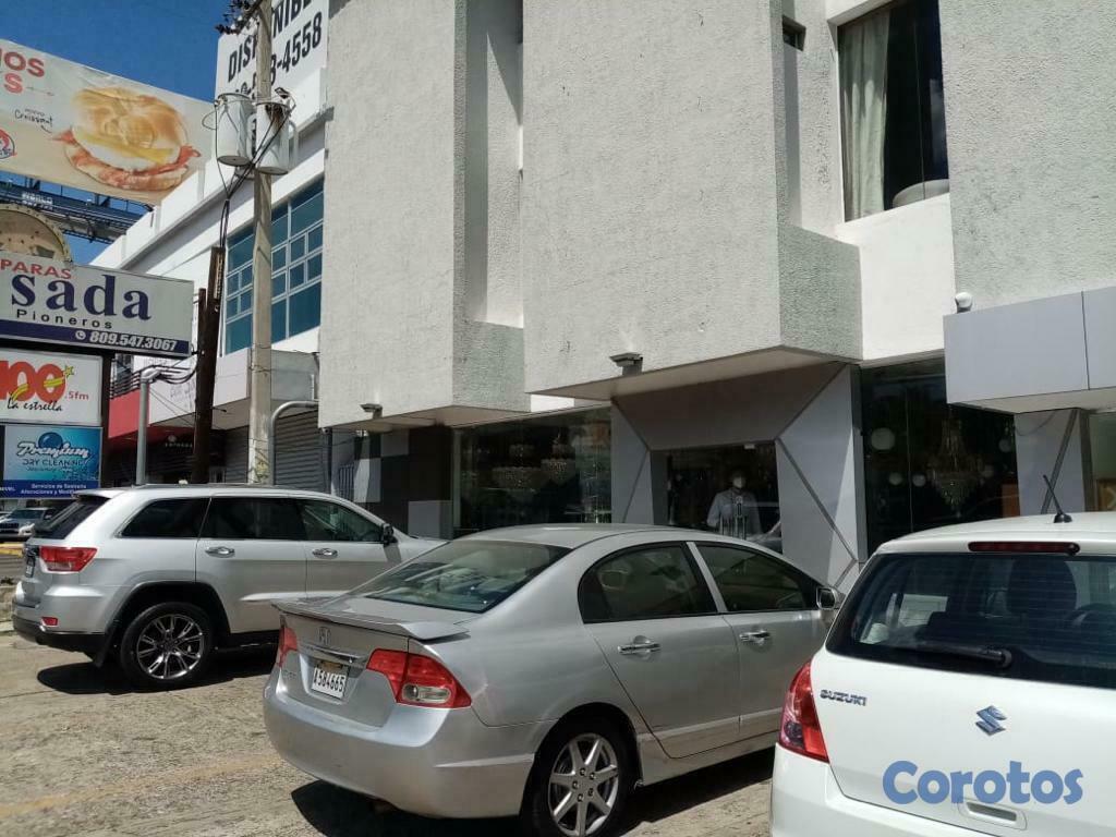 oficinas y locales comerciales - Oficina en plaza comercial 1