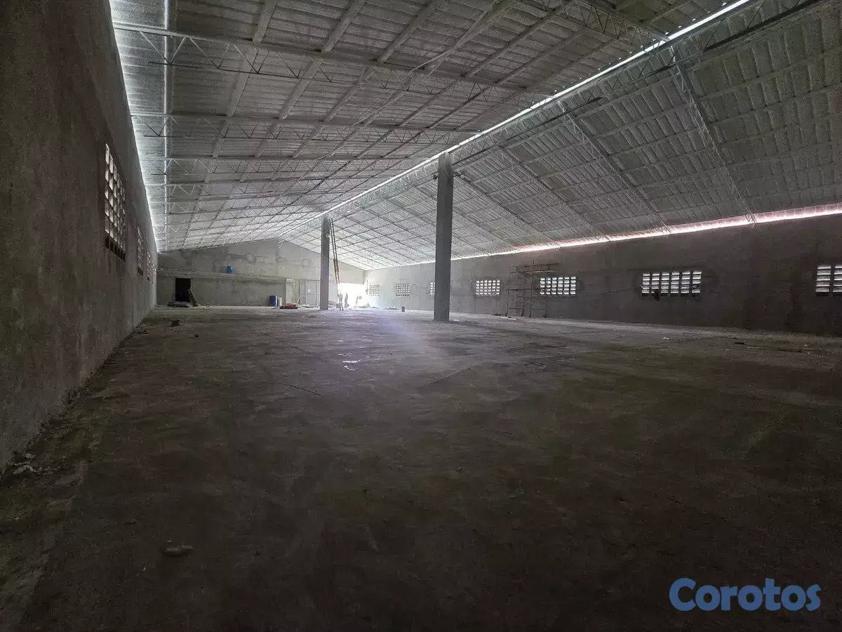 oficinas y locales comerciales - Naves Industriales Av. Independencia en alquiler  6