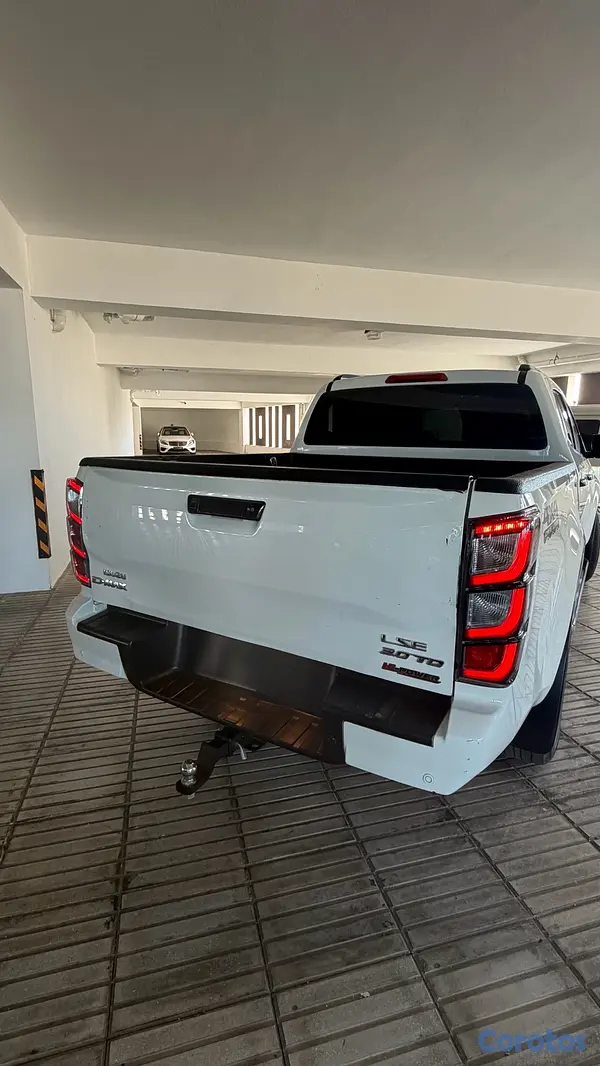 jeepetas y camionetas - Isuzu DMax 2025 4