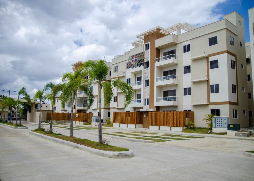 apartamentos - Aptos en San Isidro, acceso desde Las Americas y la Ecologica
