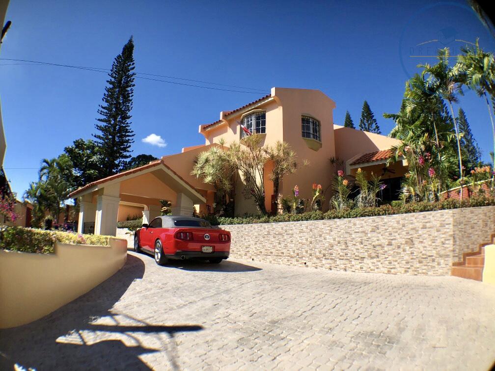 casas - Prestigiosa Exclusiva y Lujosa Residencia en Cuesta Hermosa III ID 1949 2