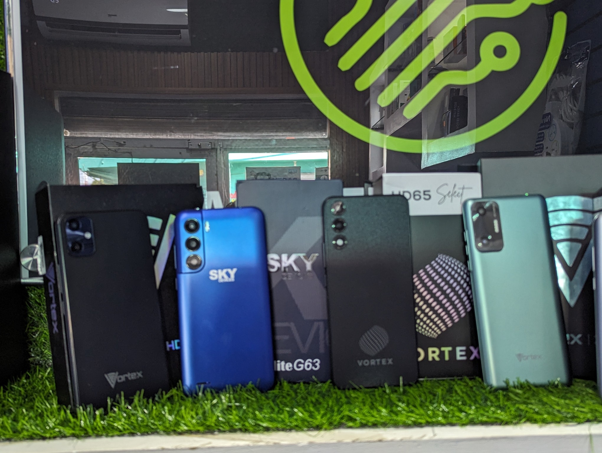 celulares y tabletas - Variedad de celulares Vortex Buenos y económico  4