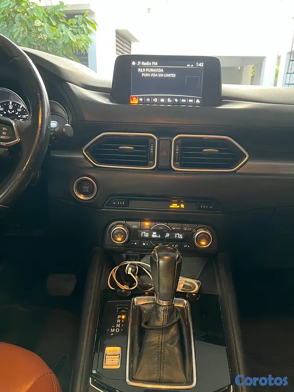 jeepetas y camionetas - Mazda CX5 Touring 2018 5