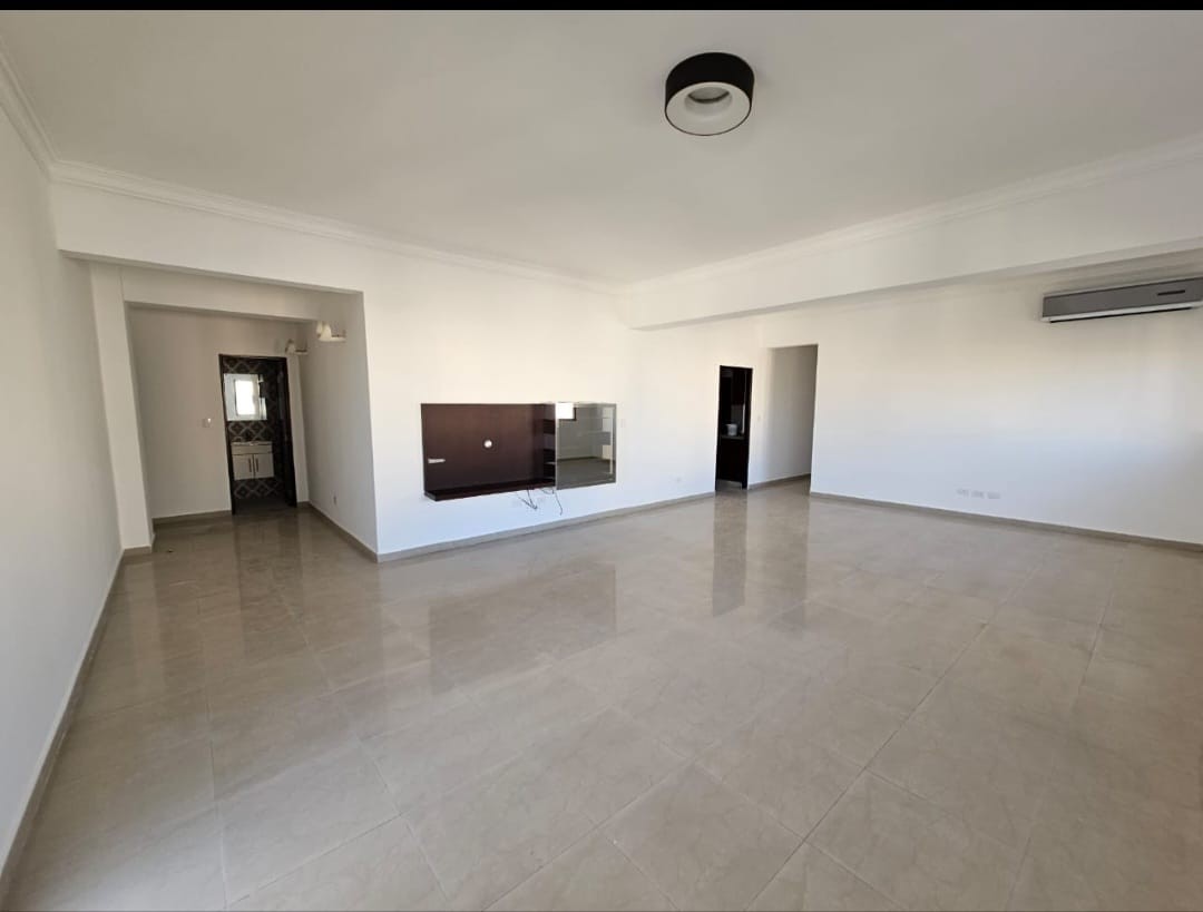 apartamentos - Ensanche Quisqueya (no barrio)
$226,000.
Balcon
208 metros
Piso 8
3 habitaciones 8