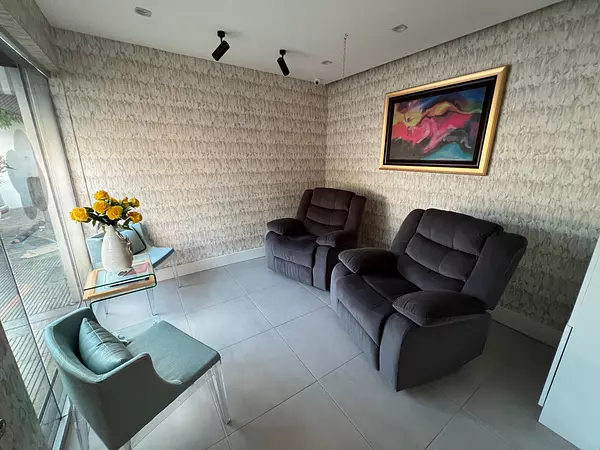 casas - vendo casa como 2 locales comercial, urb Fernandez 4