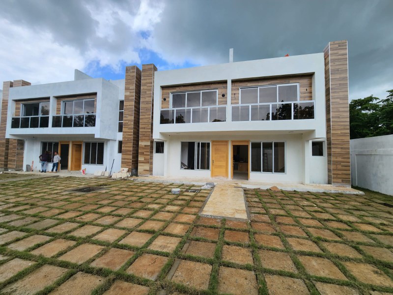 casas vacacionales y villas - ⭐Ventas de Villas en Juan Dolio⭐🥰Separa con tan sólo USD$3,000 DÓLARES 🥰