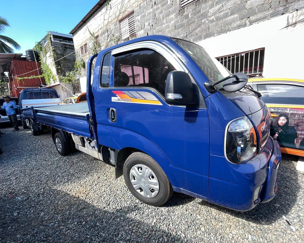 jeepetas y camionetas - KIA BONGO III 2018 AZUL DESDE: RD$ 870,000.00 3