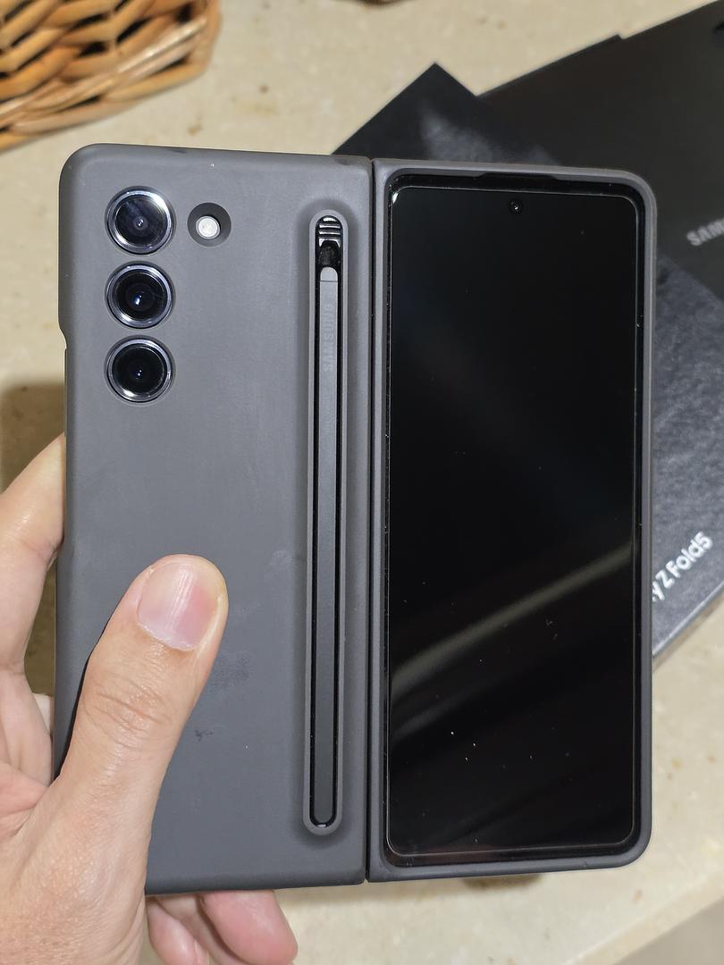 celulares y tabletas - Samsung Galaxy Fold 5 Nuevo + Extras