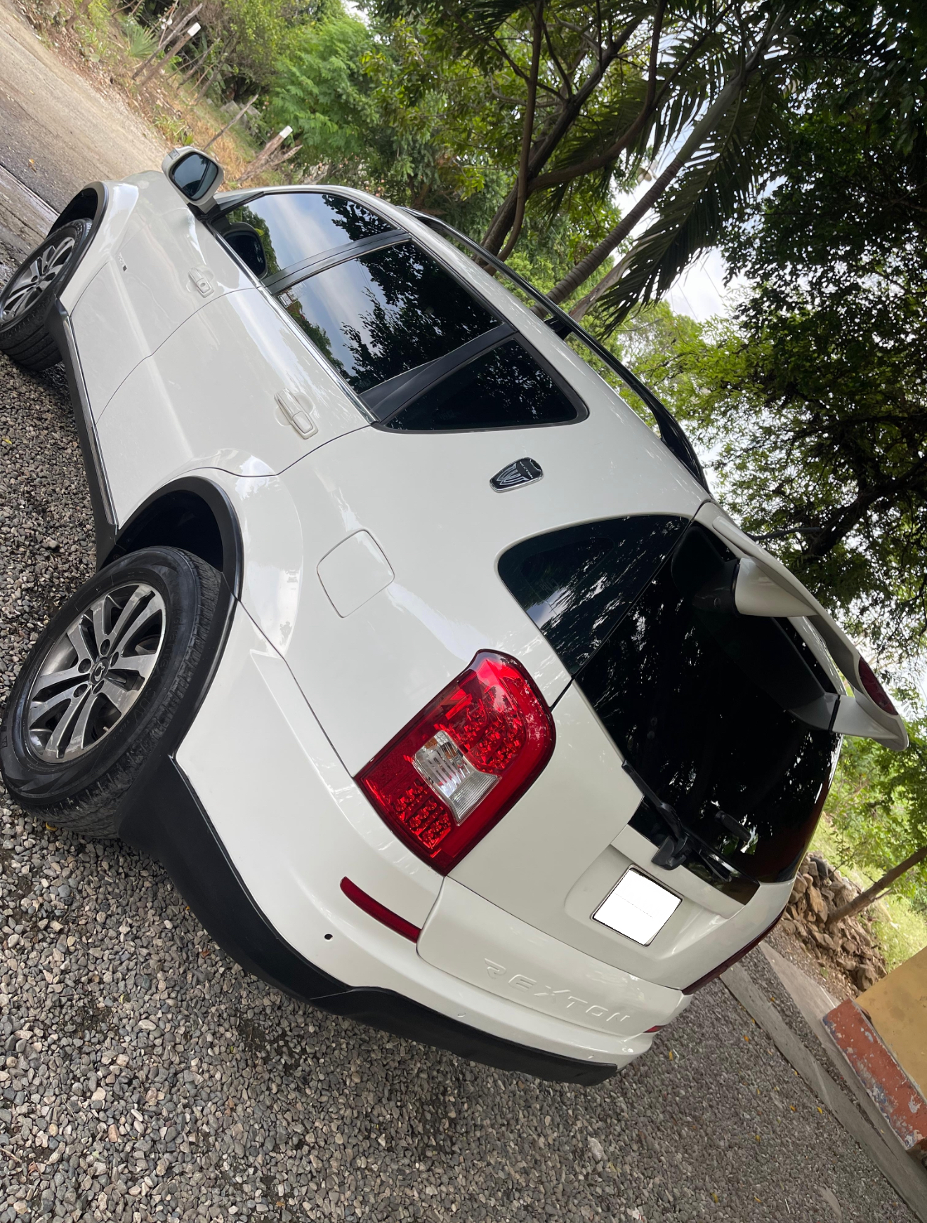 jeepetas y camionetas - Ssangyong Rexton W 2013 5