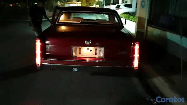 carros - Cadillac 1990 recién importado. 7