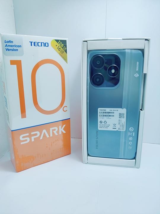 celulares y tabletas - TECNO SPARK 10C 128GB + 16GB DESBLOQUEADO NUEVO SELLADO