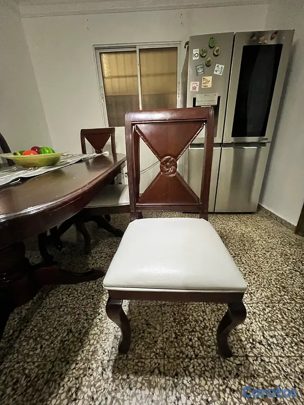 muebles y colchones - Juedo de comedor en caoba 3