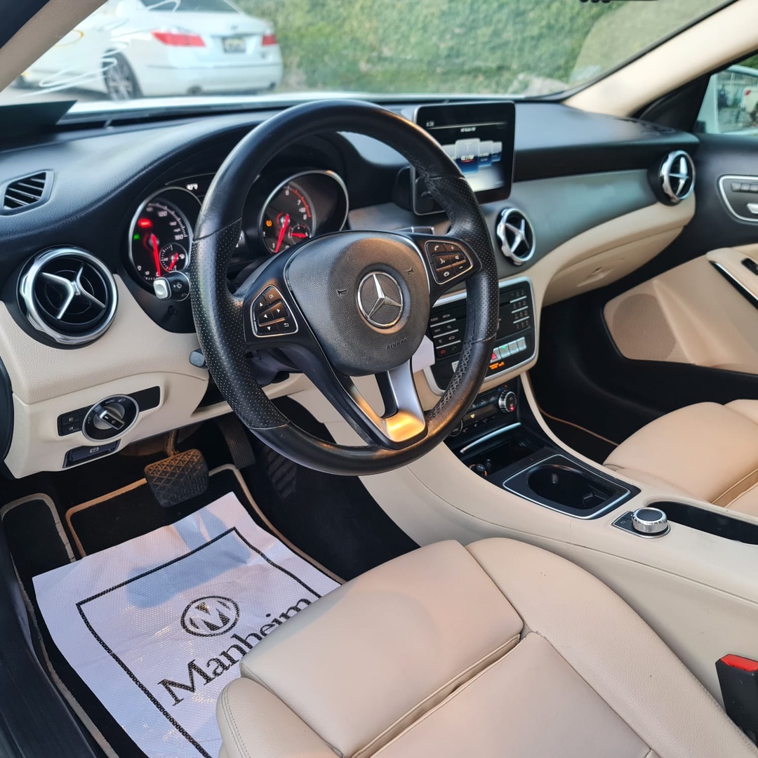 carros - Mercedes Benz GLA 250 año 2019 Clean CarFax 6