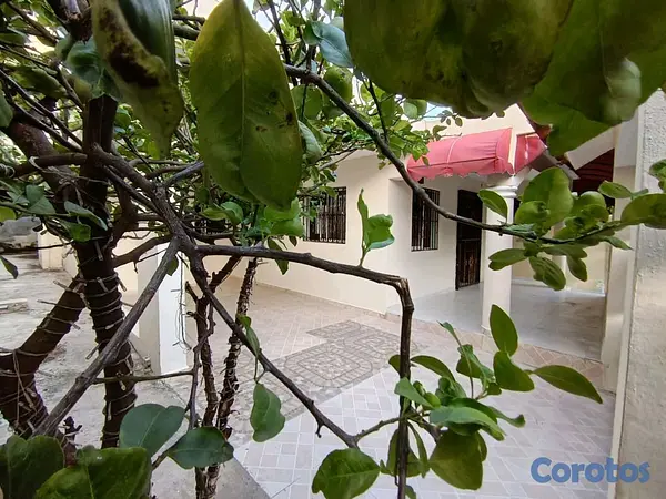 casas - Vendo Casa en Santo Domingo a 5 minutos de Carrefour  7