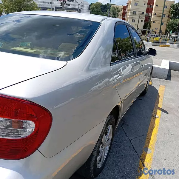 otros vehiculos - vendo 2002 2