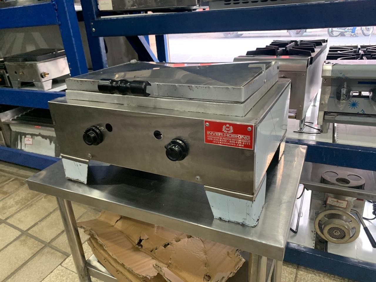 equipos profesionales - Tostadora a Gas en Acero Inoxidable  1