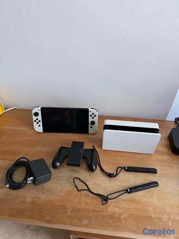 consolas y videojuegos - oportunidad Nintendo Switch OLED Completa, 
Estuche y Juegos 4