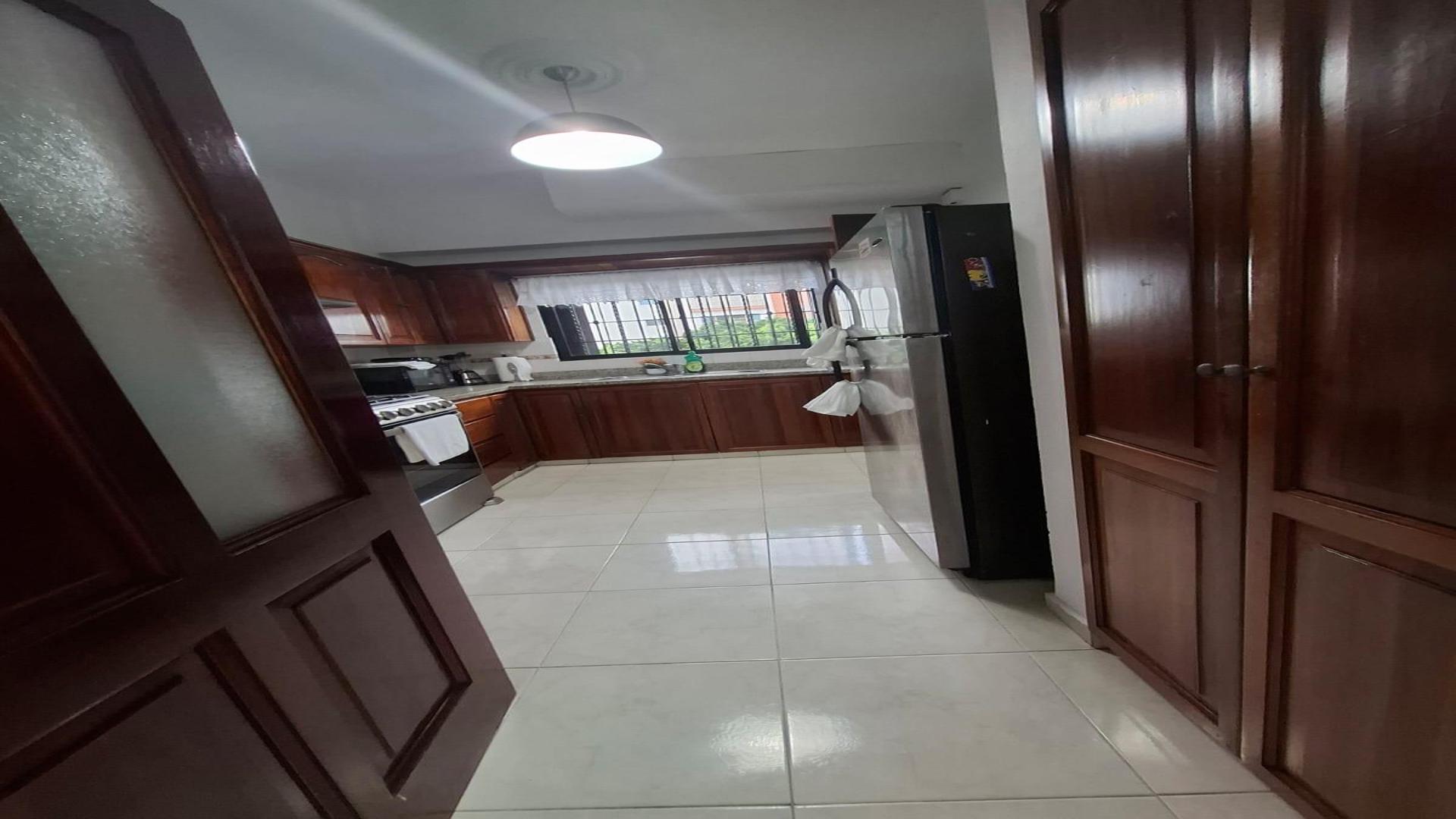 apartamentos - Alquilo apartamento totalmente amueblado en Ensanche Quisqueya 9
