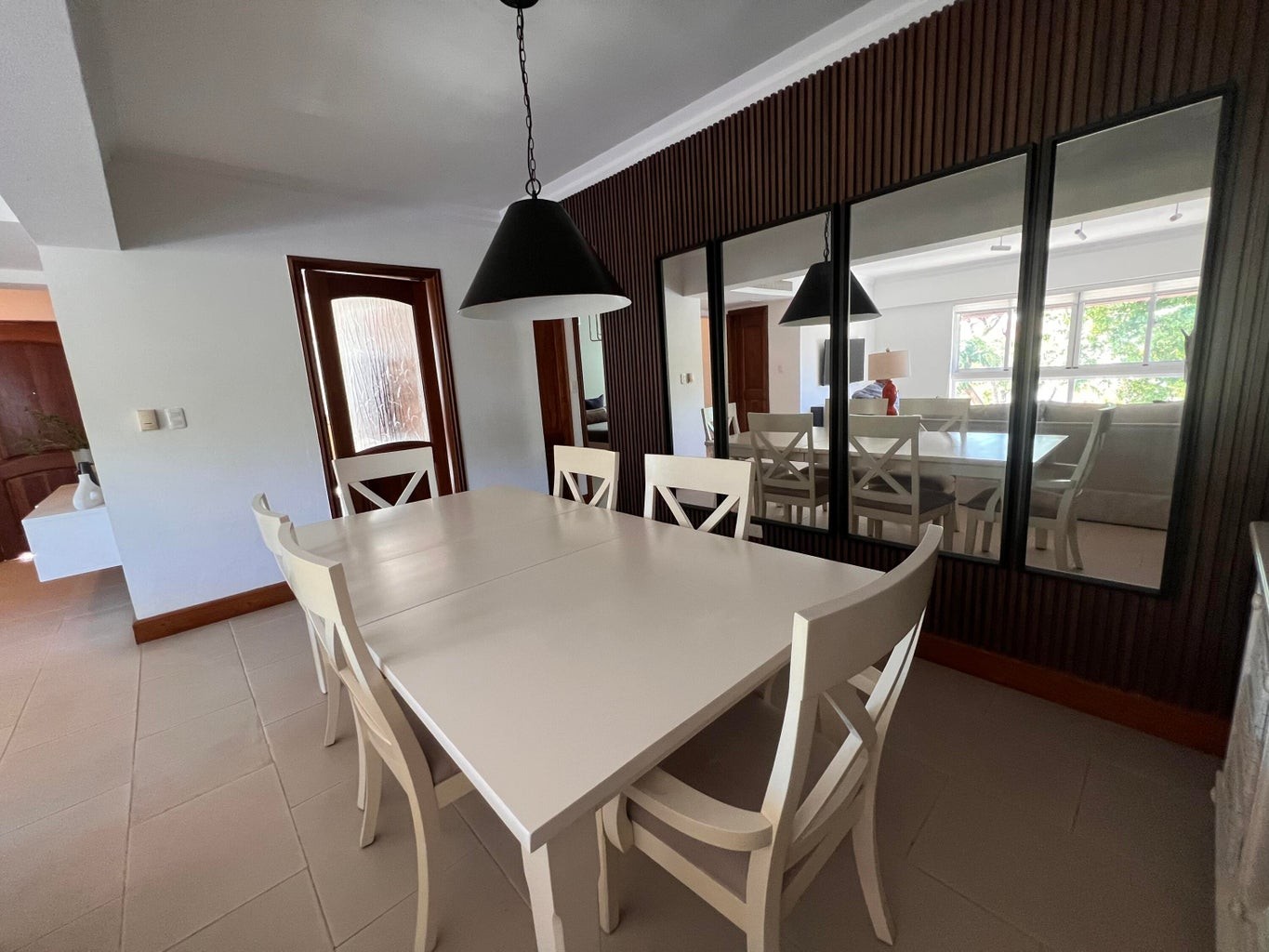 apartamentos - Hermoso apartamento de tres habitaciones, totalmente amueblado 4