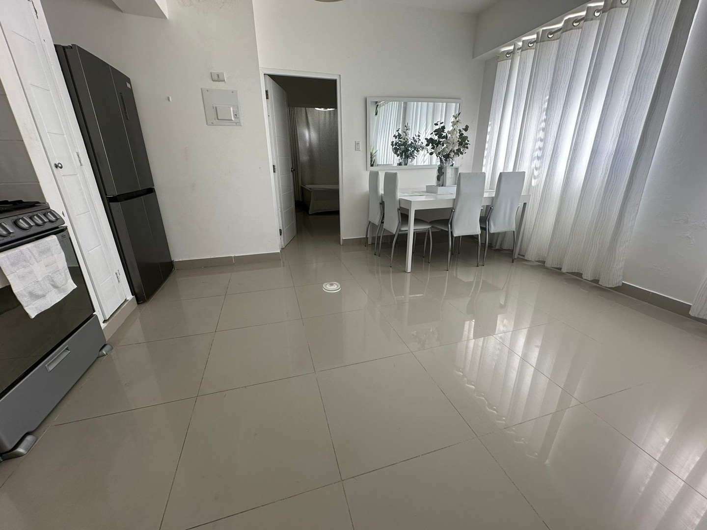 apartamentos - vendo  en Independencia km 7 y medio 3er nivel 
precio: 6,650,000 
2 hab  7
