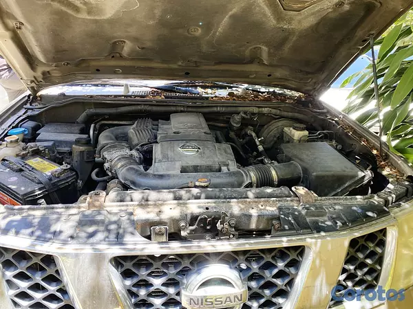jeepetas y camionetas - Nissan Pathfinder 2005 Marron Version Se 11