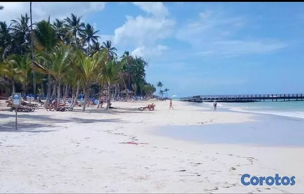 casas vacacionales y villas - Oceanview 4-Bedroom Penthouse with Private Beach in Bávaro 10