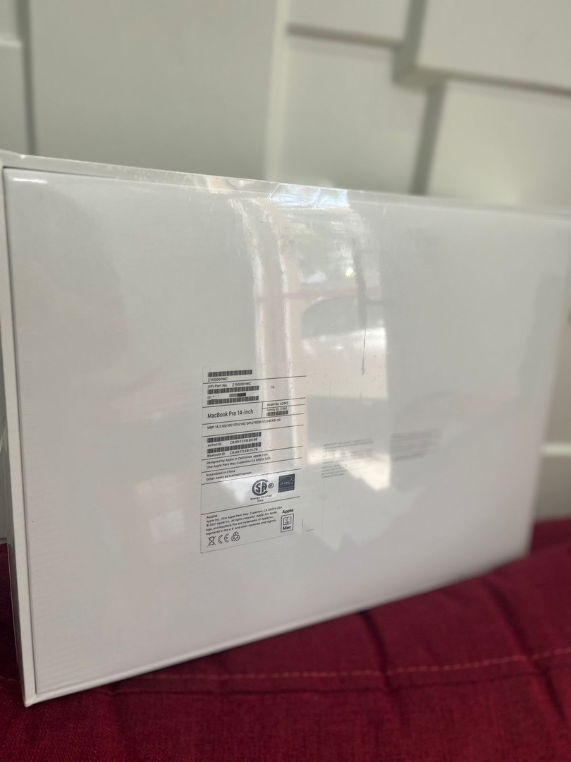 computadoras y laptops - MacBook Pro 2021 14-inch 16gb RAM/ 512gb SSD SELLADA  1