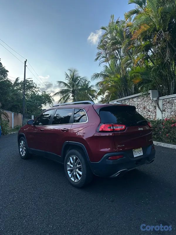 jeepetas y camionetas - JEEP CHEROKEE LIMITED 2015 3