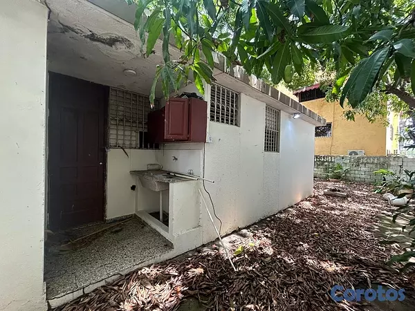 casas - vendo casa solar Independencia 399 metros Miramar  2