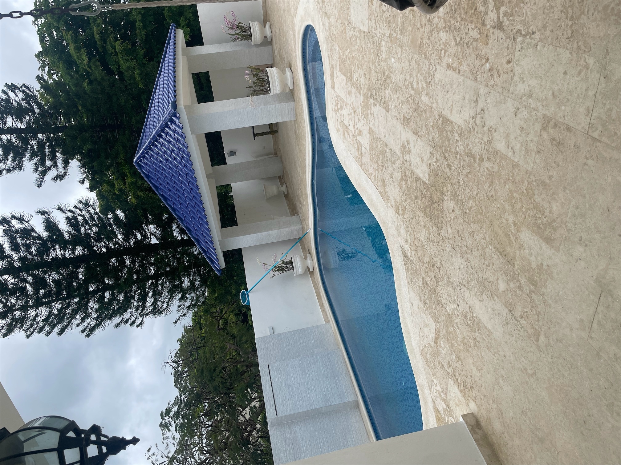casas - Casa moderna con piscina en venta, ubicada en la Jacobo Macluta- Ciudad modelo 6