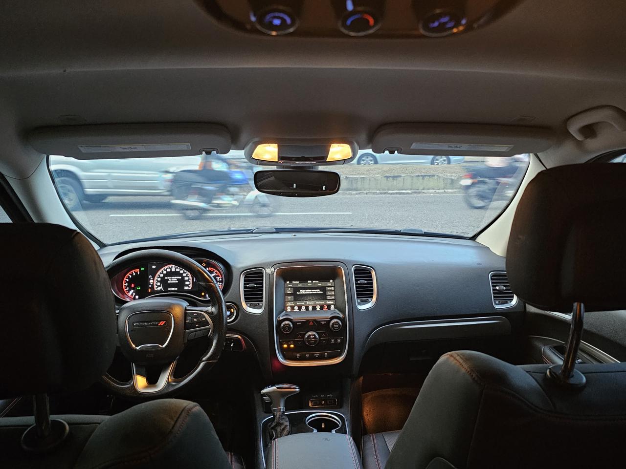 jeepetas y camionetas - 2019 Dodge DURANGO SXT 5