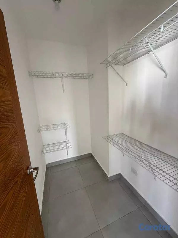 apartamentos - Alquiler de Apartamento en Evaristo Morales  10