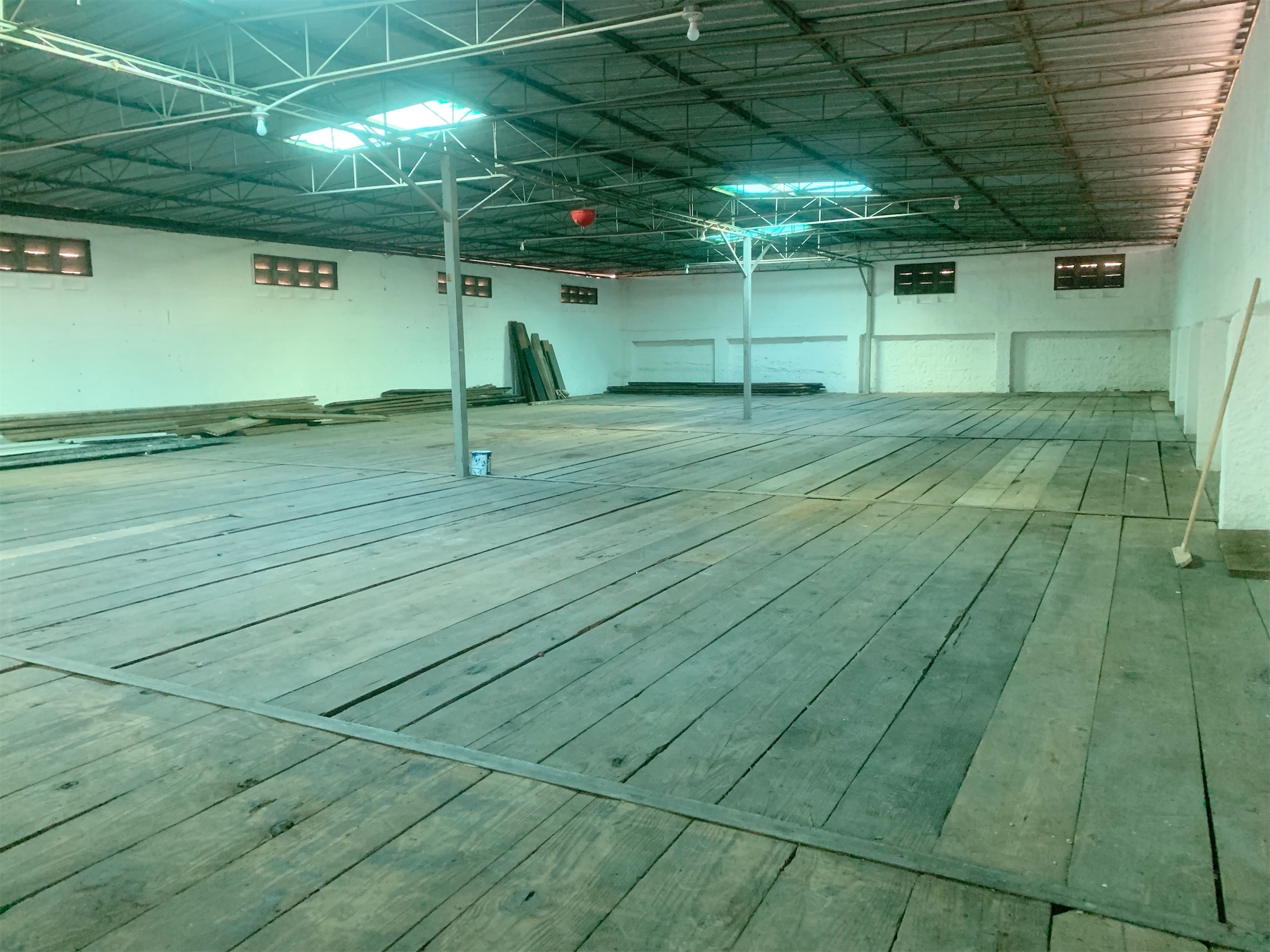 oficinas y locales comerciales - De oportunidad nave en alquiler 5