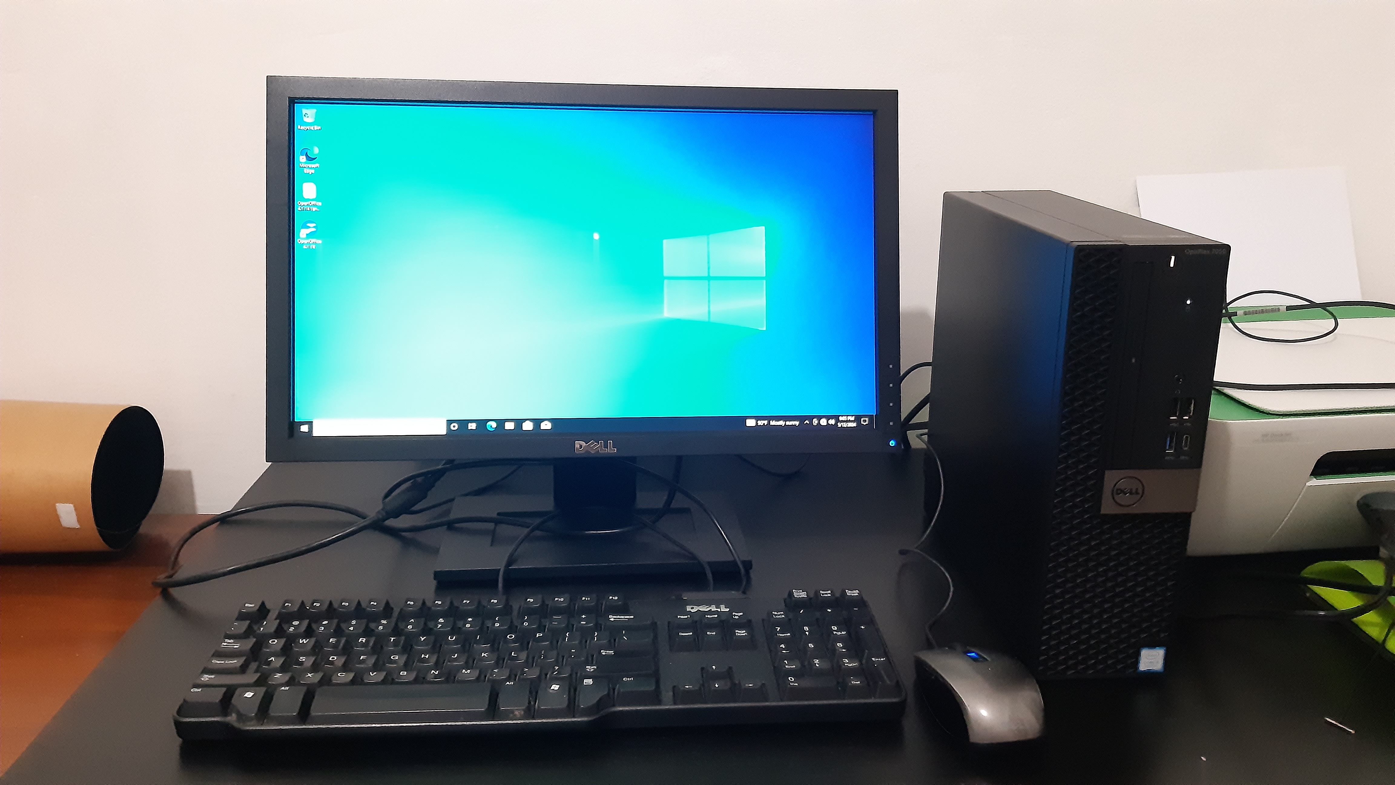 computadoras y laptops - Computadora Dell de escritorio, procesador i5, 8gb de RAM, 1tb de memoria 2