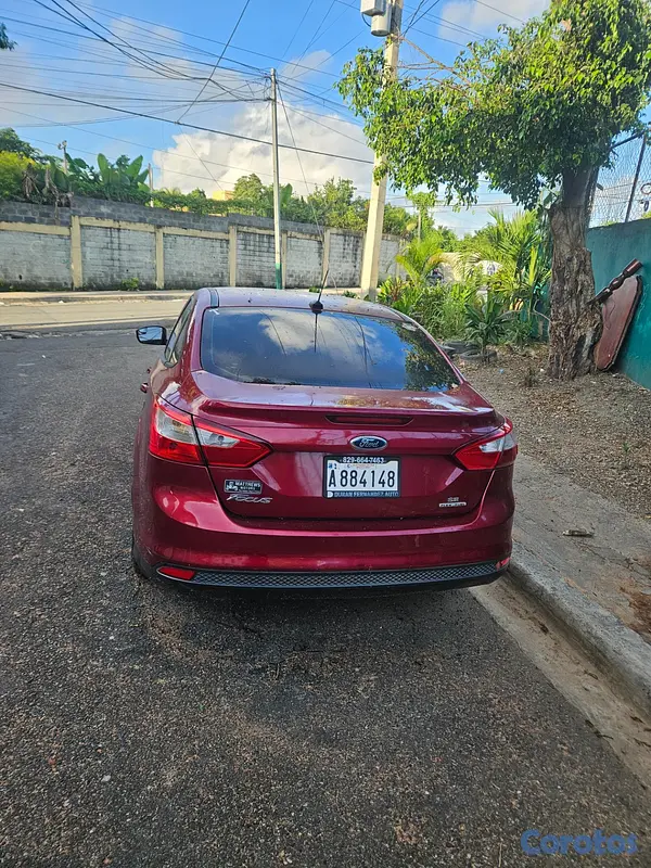carros - Swe vende Ford Focus 2014 Rojo. 4