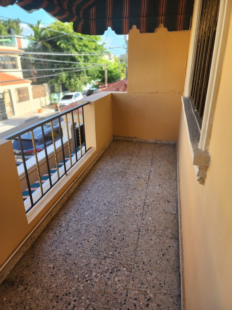 casas - Vendo  en honduras , a pocos mts de la cervecería. 
Casa de 2 niveles con 224 mt 2